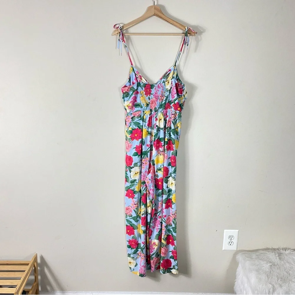 NEW Old Navy Multifloral Tie-Shoulder Cropped Twist-Front Smocked Jumpsuit - M